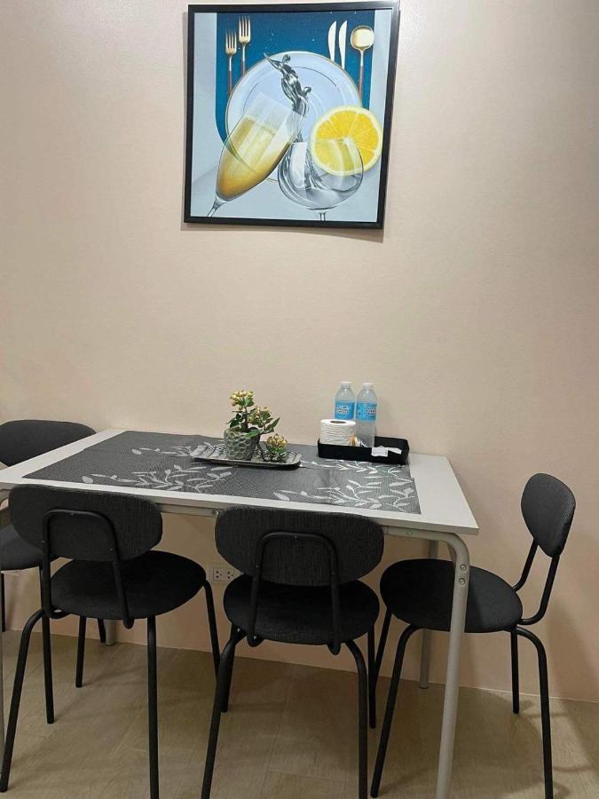 Studio Condo Building 81 Newport Boulevard Manila Eksteriør bilde