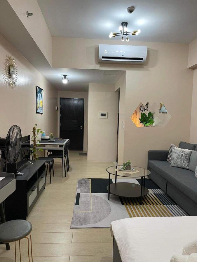 Studio Condo Building 81 Newport Boulevard Manila Eksteriør bilde