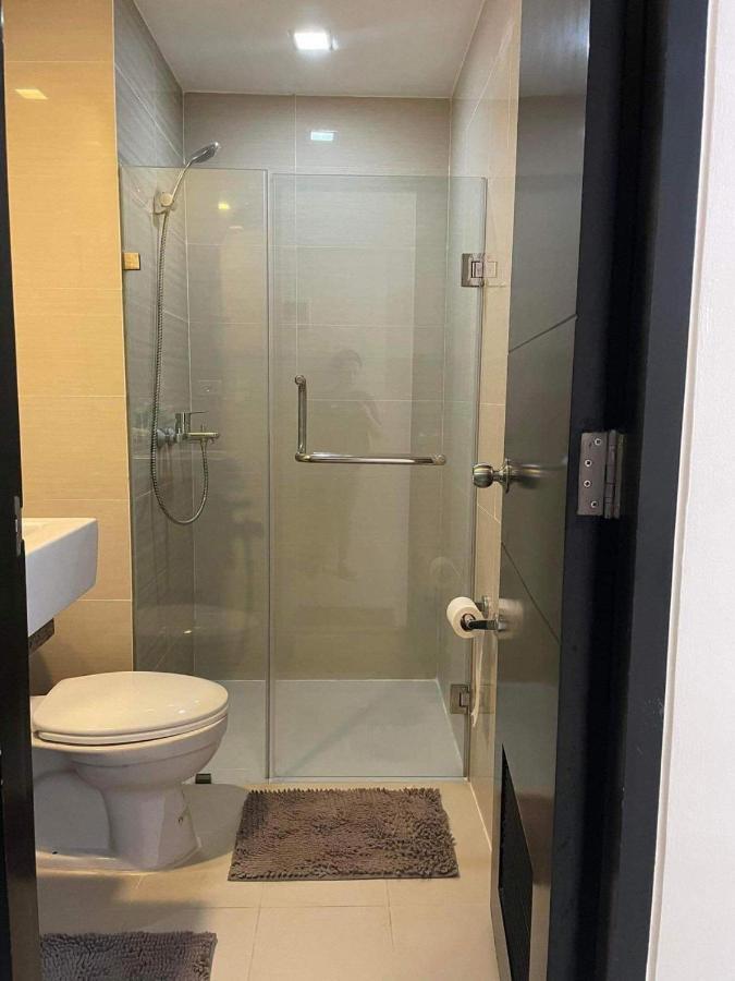Studio Condo Building 81 Newport Boulevard Manila Eksteriør bilde