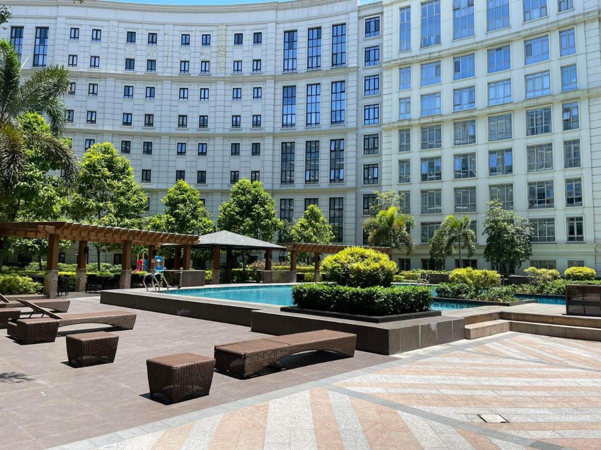 Studio Condo Building 81 Newport Boulevard Manila Eksteriør bilde