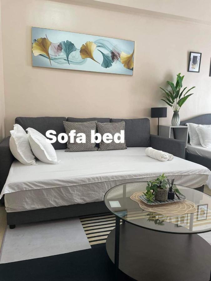 Studio Condo Building 81 Newport Boulevard Manila Eksteriør bilde